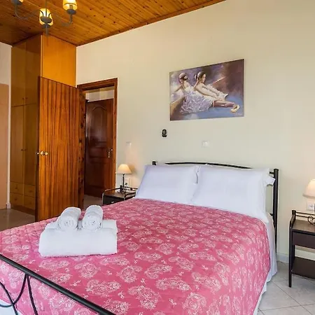 Sohoro House アパート Fayiás